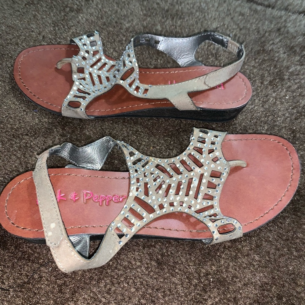 Sandals - Picture 3 of 3